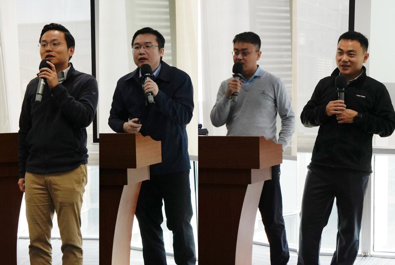 尤翀,陈杰,贺笛)交流研讨(从左至右依次为:刘永,袁文平,崔斌,谢涛,梁