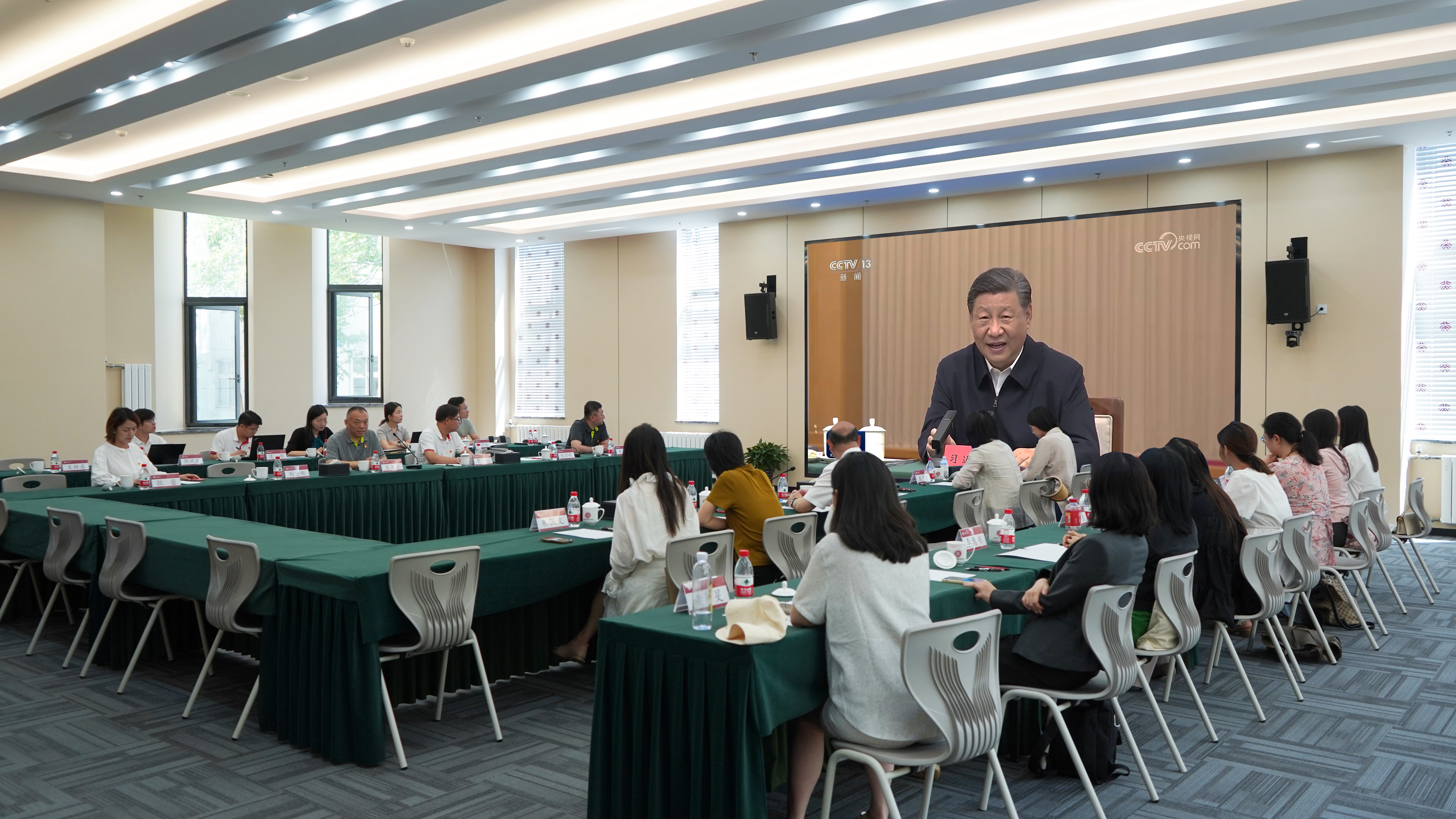 01集体学习.jpg