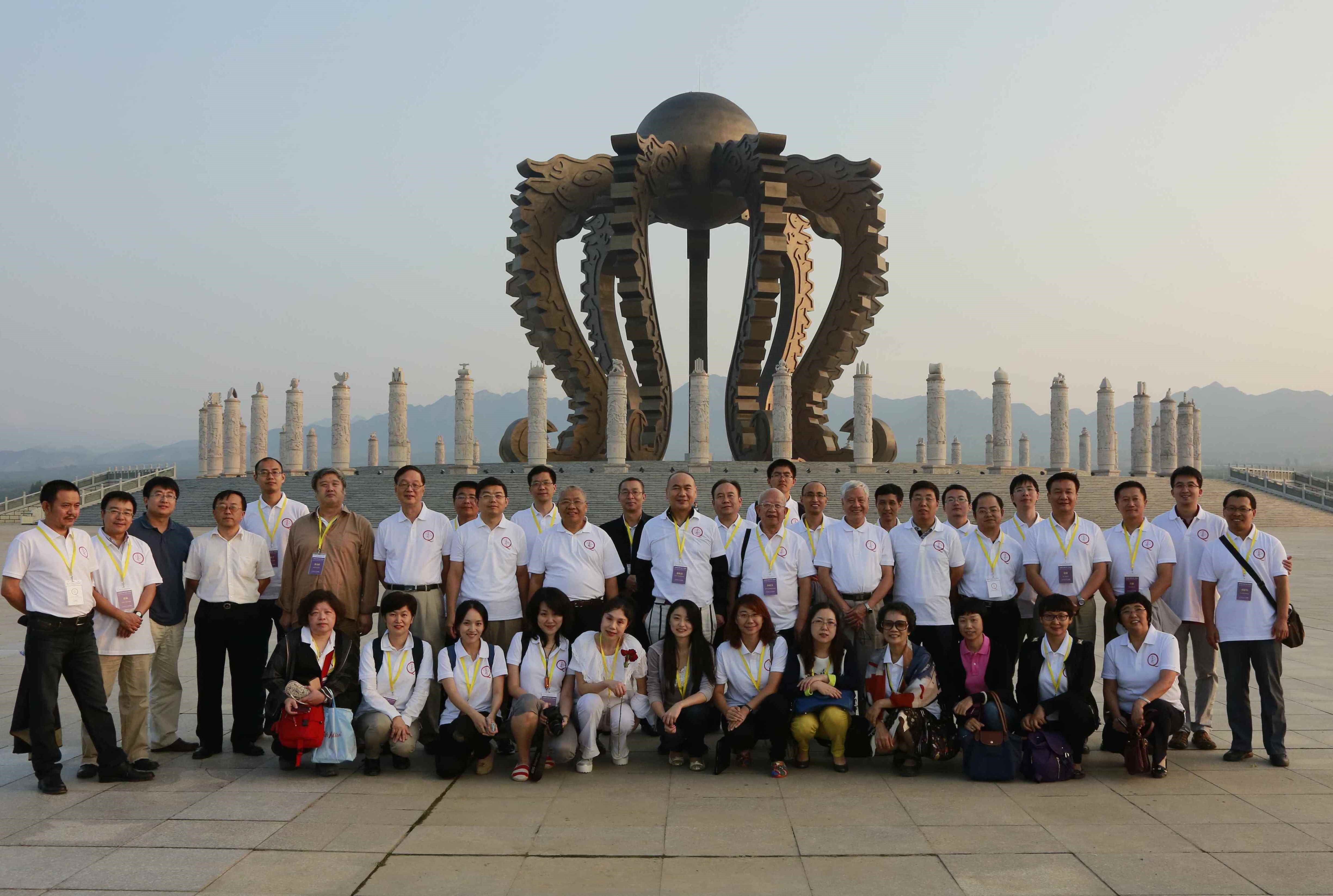 Macintosh HD:Users:Sindy:Desktop:THU:2014.9 清华_涿鹿会议:photo:1.jpg